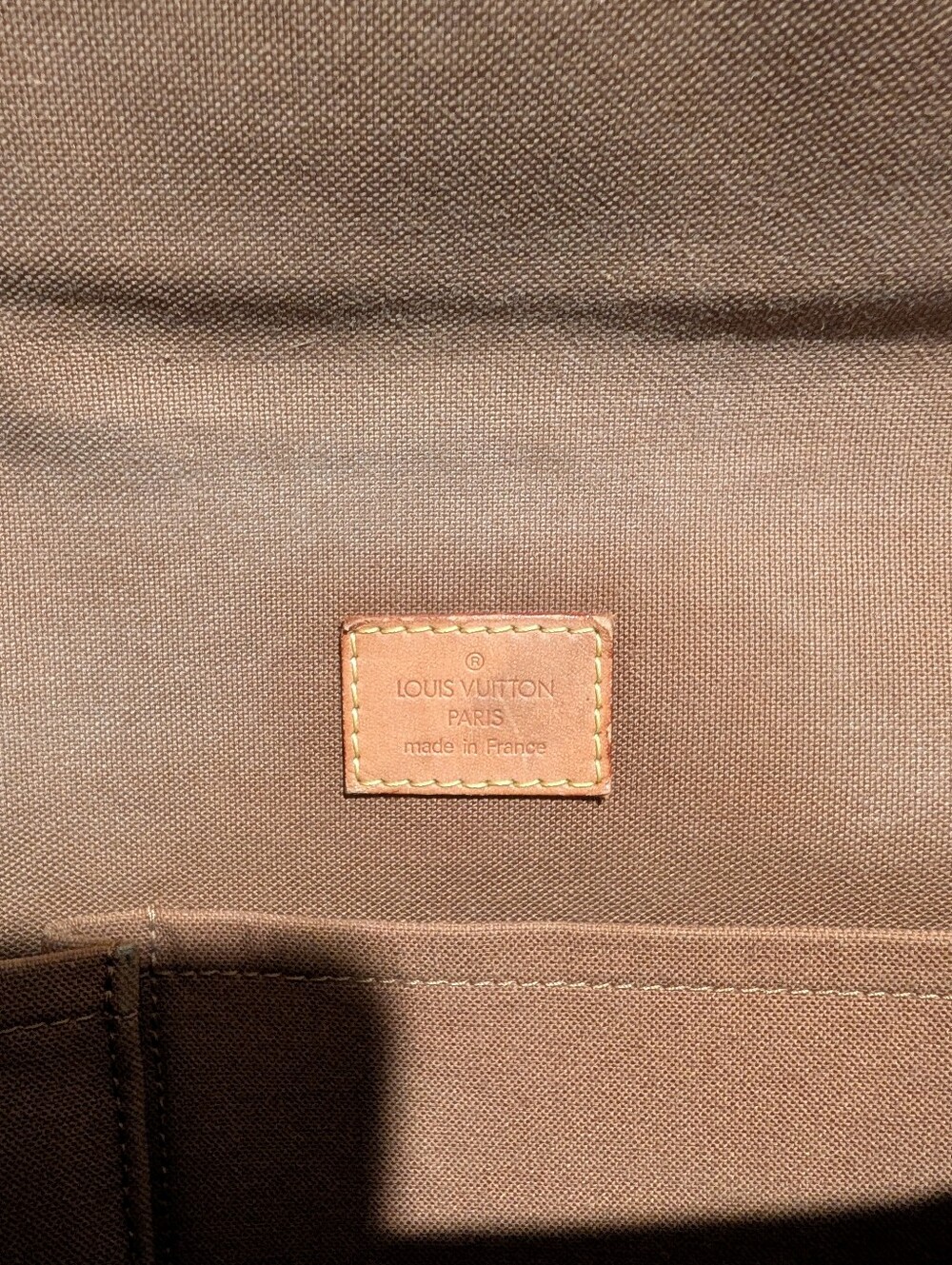 Louis Vuitton Monogram Bosphore Messenger PM – Excellent Condition COA Included - Picture 8 of 16